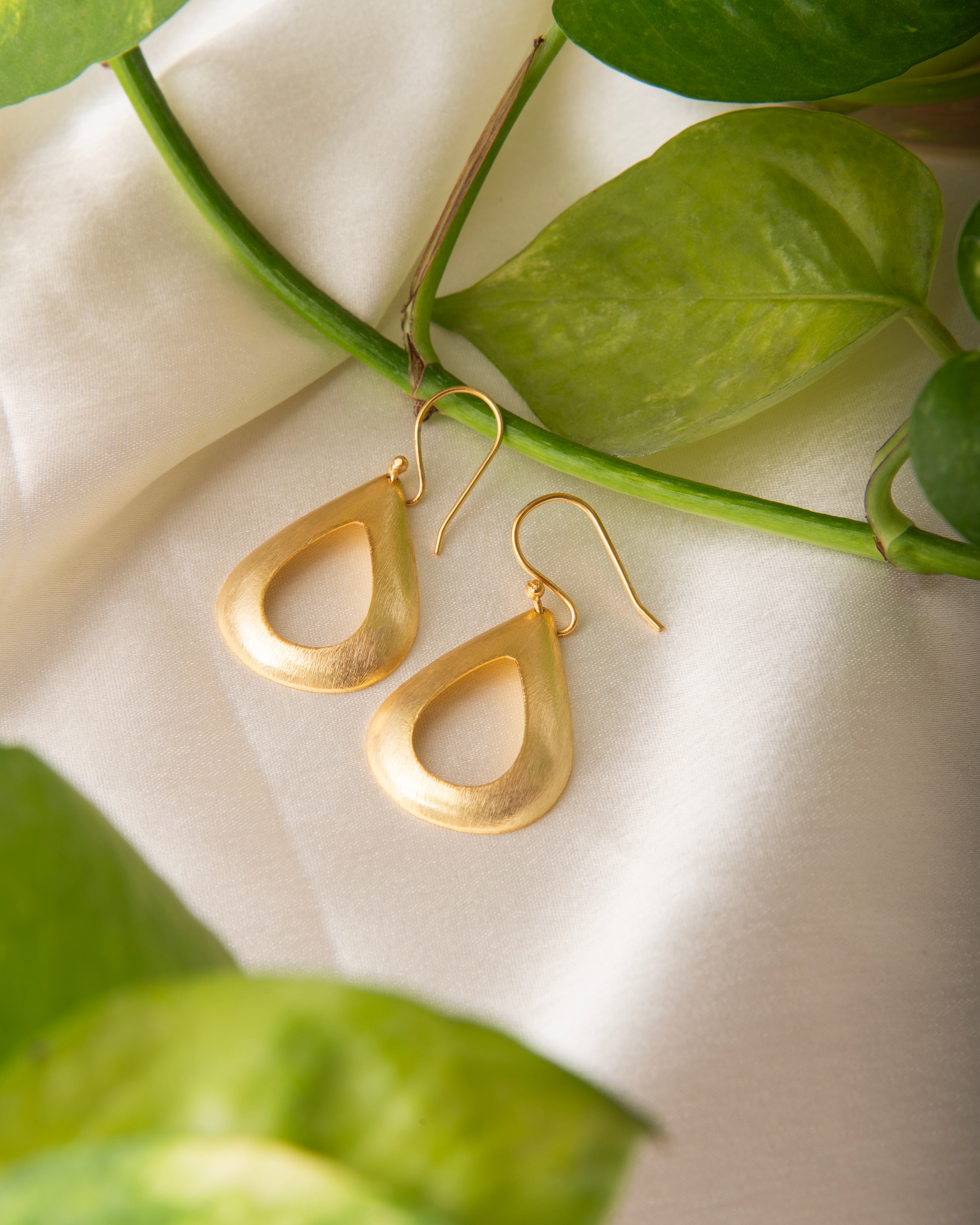Open Tear Drop Dangle Earrings 18k Gold Plated