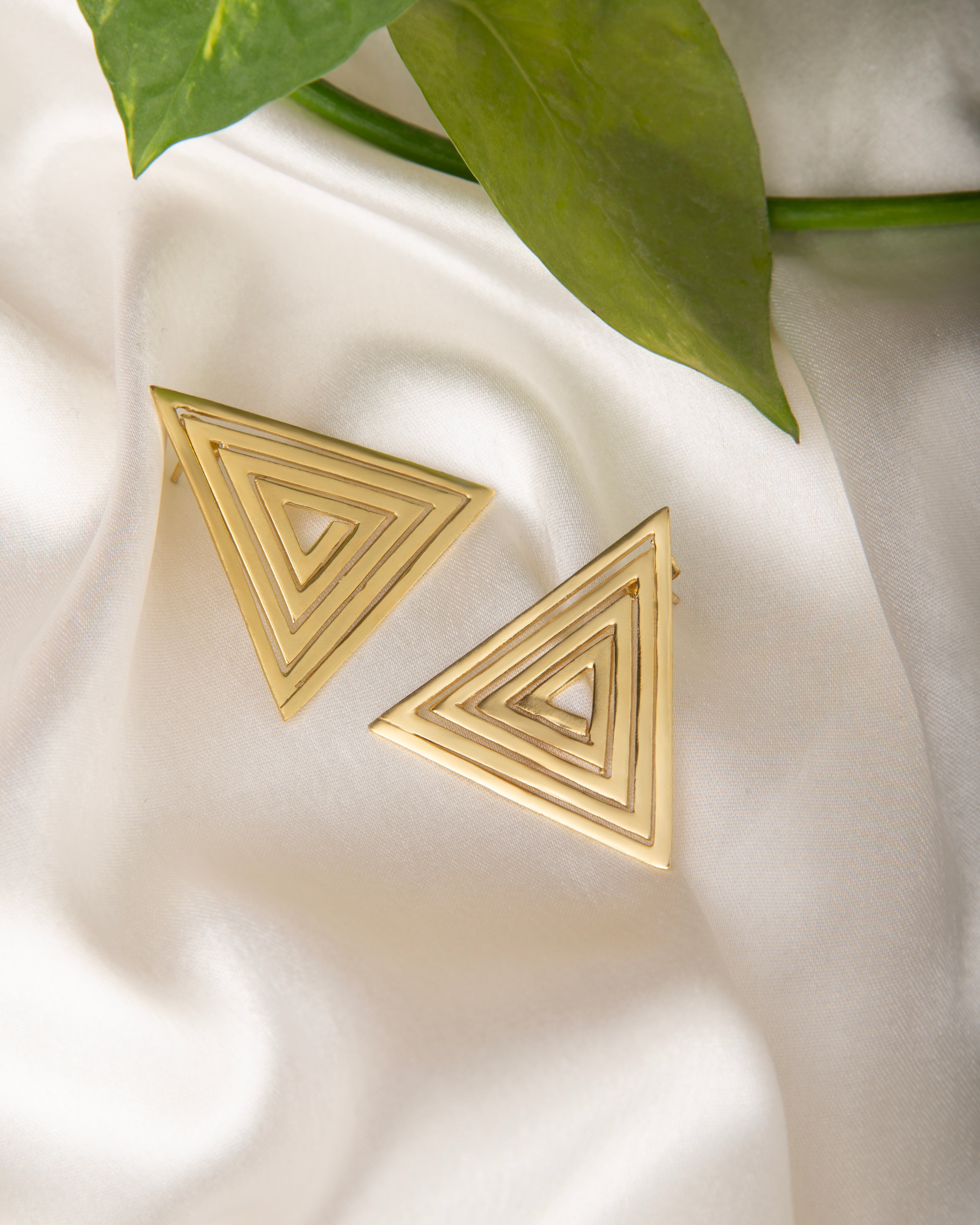 Triangle Spiral Swirl Stud Earrings 18K Gold Plated